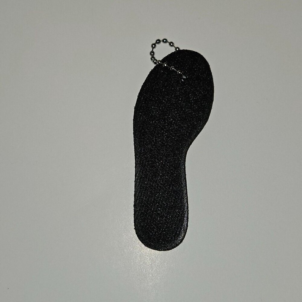NWOT Reebok Memory Tech Black Keychain 3" - Picture 3 of 3
